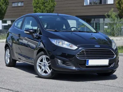 Gebraucht Ford Fiesta Titanium 125 PS (91 kW) 2015 Schwarz Kleinwagen