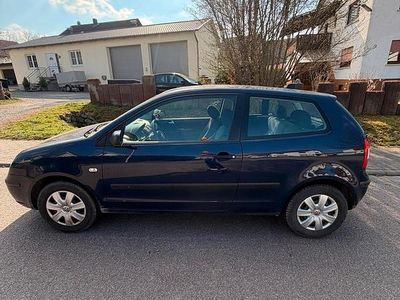 Gebraucht VW Polo 54 PS (39 kW) 2004 Blau Kleinwagen