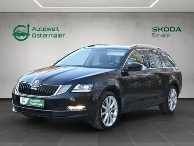 Usata Skoda Octavia Style 184 CV (135 kW) 2020 Nero Berlina