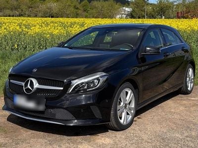 Second-hand Mercedes A160 102 CP (75 kW) 2017 Negru Hatchback