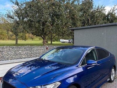 Blau Gebraucht 2015 Ford Mondeo Titanium Limousine | 3.999 €