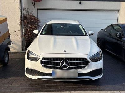Gebraucht Mercedes E300 306 PS (225 kW) 2021 Weiß Kombi