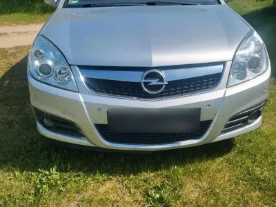 Gebraucht Opel Vectra 120 PS (88 kW) 2007 Silber Kombi