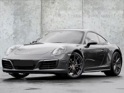 Porsche 911 Carrera 4