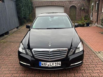 Schwarz Gebraucht 2011 Mercedes E220 Limousine | 10.500 € (Fairer Preis)
