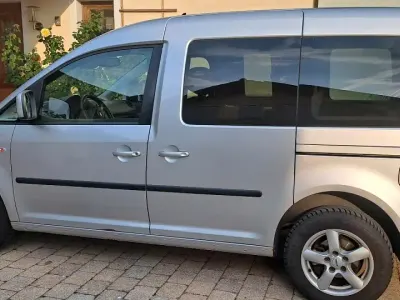 Gebraucht VW Caddy Life 102 PS (75 kW) 2009 Silber Van / Kleinbus