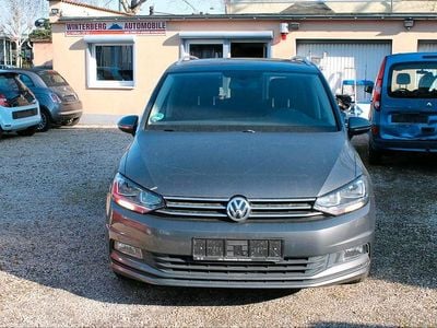 Gebraucht VW Touran Comfortline 150 PS (110 kW) 2016 Grau Van / Kleinbus