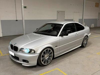 BMW 323