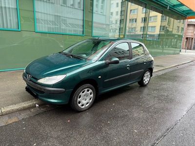 gebraucht Peugeot 206 1.4 mit TÜV