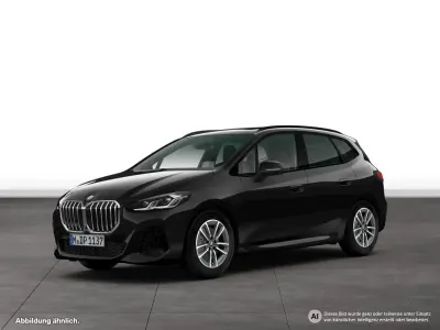 Gebraucht BMW 223 Active Tourer M Sport 204 PS (150 kW) 2026 Schwarz Van / Kleinbus