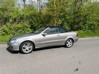 Gebraucht Mercedes CLK320 Avantgarde 224 PS (164 kW) 2006 Silber Cabrio