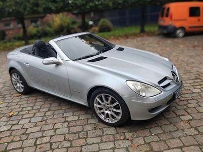 Usata Mercedes SLK200 163 CV (119 kW) 2005 Grigio Cabrio
