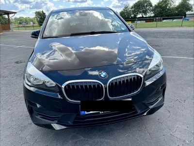 Gebraucht BMW 218 Active Tourer Advantage 136 PS (100 kW) 2019 Schwarz Van / Kleinbus