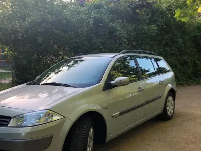Używany Renault Mégane GrandTour 115 KM (84 kW) 2005 Srebrny Kombi