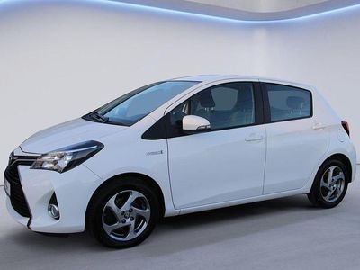 Gebraucht Toyota Yaris Hybrid Comfort 75 PS (55 kW) 2015 Weiß Kleinwagen