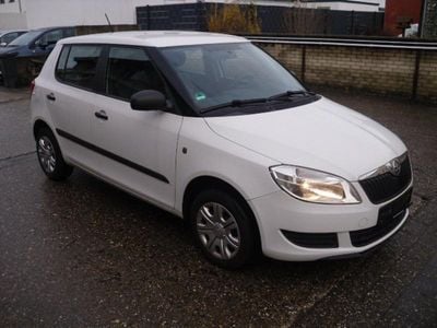 Gebraucht Skoda Fabia 60 PS (44 kW) 2014 Weiß Kleinwagen