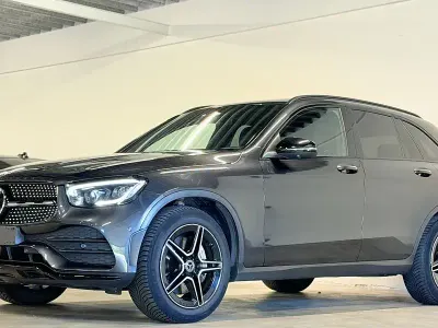 Gebraucht Mercedes GLC220 AMG line 194 PS (142 kW) 2021 Grau SUV