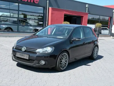 Gebraucht VW Golf VII Style 122 PS (89 kW) 2012 Deep black perleffekt Limousine