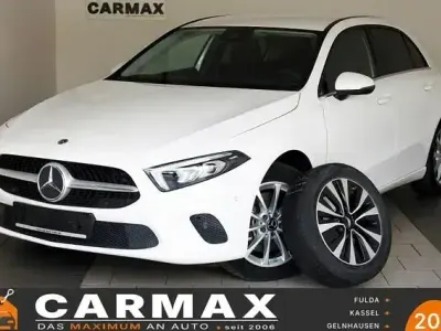 Gebraucht Mercedes A250 Style 218 PS (160 kW) 2022 Weiß Limousine