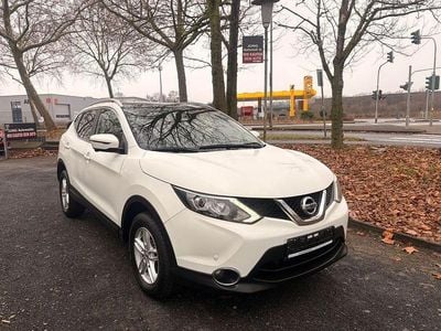 Second-hand Nissan Qashqai Tekna 131 CP (96 kW) 2016 Alb SUV