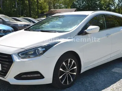Gebraucht Hyundai i40 Style 141 PS (103 kW) 2017 Weiß Kombi
