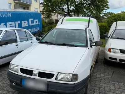 Używany Seat Inca 60 KM (44 kW) 2001 Biały Minivan