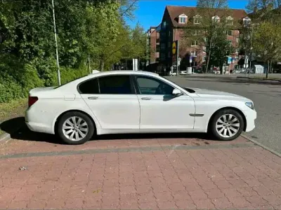 Usado BMW 730 285 HP (209 kW) 2014 Branco Sedan