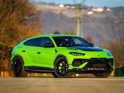 Grün Gebraucht 2025 Lamborghini Urus SUV | 319.000 €