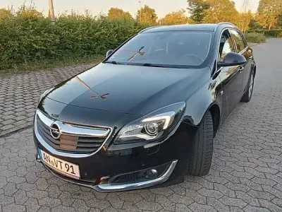 Gebraucht Opel Insignia Sport 136 PS (100 kW) 2016 Schwarz Kombi