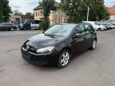 Gebraucht VW Golf VI Comfortline 105 PS (77 kW) 2009 Schwarz Kleinwagen