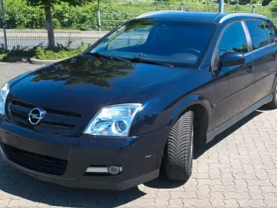 Gebraucht Opel Signum 155 PS (114 kW) 2003 Blau Kleinwagen