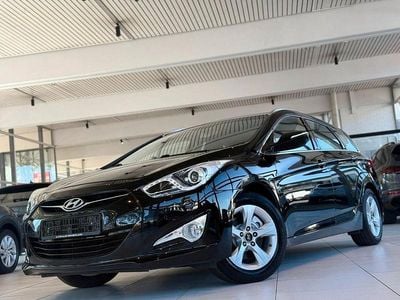 Usata Hyundai i40 Edition 135 CV (99 kW) 2013 Nero Station wagon
