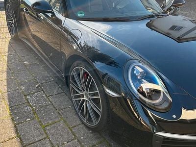 Porsche 911 Carrera 4S Cabriolet