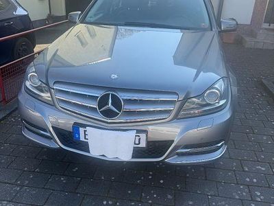 Gebraucht Mercedes C180 Avantgarde 156 PS (114 kW) 2013 Grau Limousine