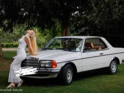Gebraucht Mercedes C230 109 PS (80 kW) 1980 Weiß Coupé