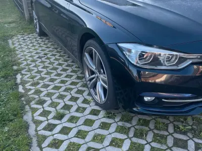 Usado BMW 320 Sport Line 190 HP (139 kW) 2016 Preto Sedan