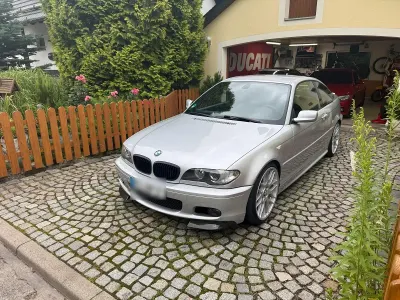 Gebraucht BMW 318 143 PS (105 kW) 2003 Silber Coupé