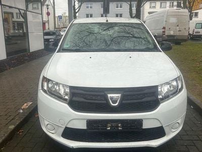 Gebraucht Dacia Sandero 72 PS (52 kW) 2013 Weiß Limousine