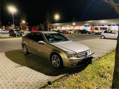 Gebraucht Mercedes CLC180 143 PS (105 kW) 2009 Grau Kleinwagen
