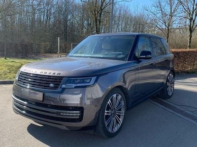 Używany Land Rover Range Rover HSE 530 KM (389 kW) 2022 Szary SUV