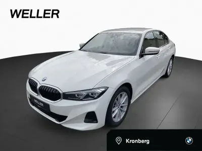 Gebraucht BMW 318 Shadowline 156 PS (114 kW) 2025 Alpinweiss iii (weiß) Limousine
