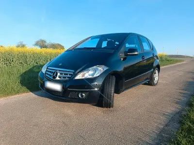Gebraucht Mercedes A160 94 PS (69 kW) 2010 Schwarz Limousine