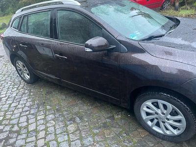 Gebraucht Renault Mégane GrandTour 130 PS (95 kW) 2014 Braun Kombi
