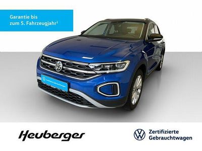 Second-hand VW T-Roc Style 150 CP (110 kW) 2024 Albastru SUV