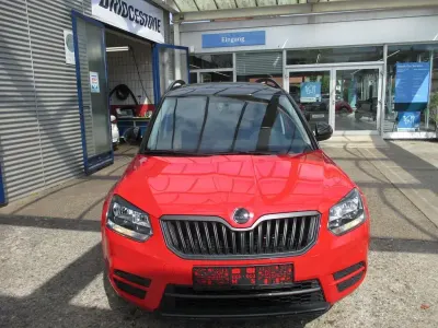 Gebraucht Skoda Yeti Active 105 PS (77 kW) 2014 Cervena corrida/corrida rot SUV