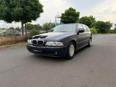 Gebraucht BMW 520 170 PS (125 kW) 2002 Blau Kombi