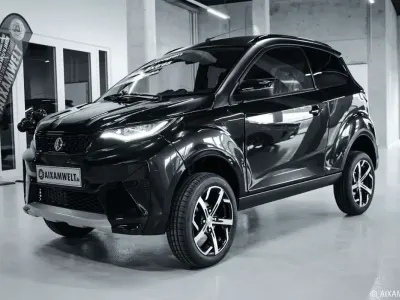 Uusi Aixam Crossover Premium Premium 2026 Musta