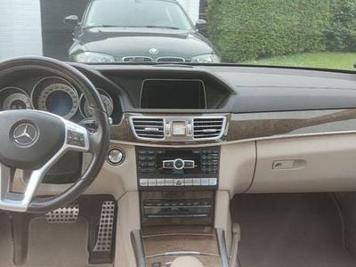 Schwarz Gebraucht 2013 Mercedes E400 Avantgarde Limousine | 20.500 € (Etwas zu teuer)