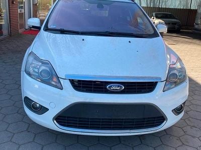 Gebraucht Ford Focus 136 PS (100 kW) 2010 Weiß Kombi