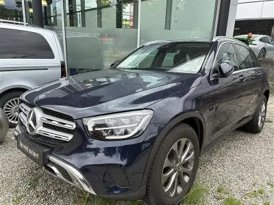 Gebraucht Mercedes GLC220 194 PS (142 kW) 2021 Cavansitblau metallic SUV